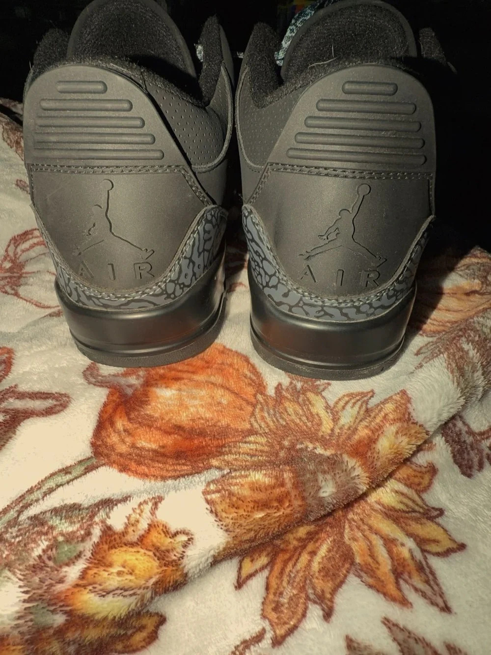 Jordan 3 Retro Men’s Sneakers — Black with Grey Elephant Print